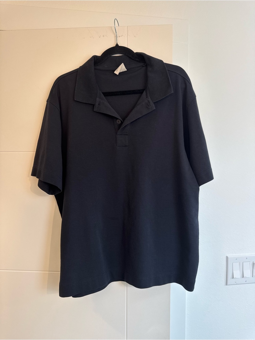 Mango Men's Black Polo Shirt
